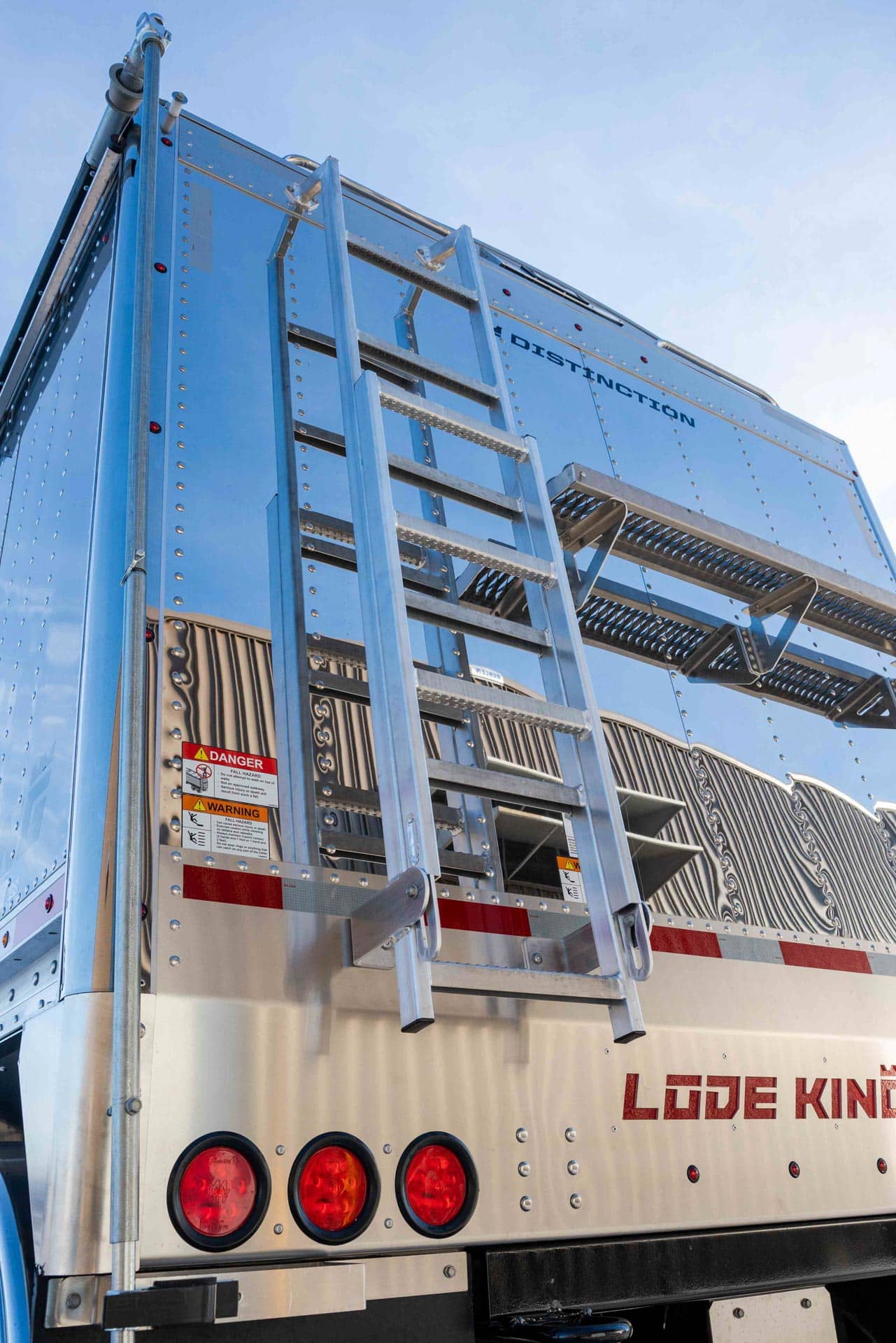 Lode King Distinction Aluminum Hopper