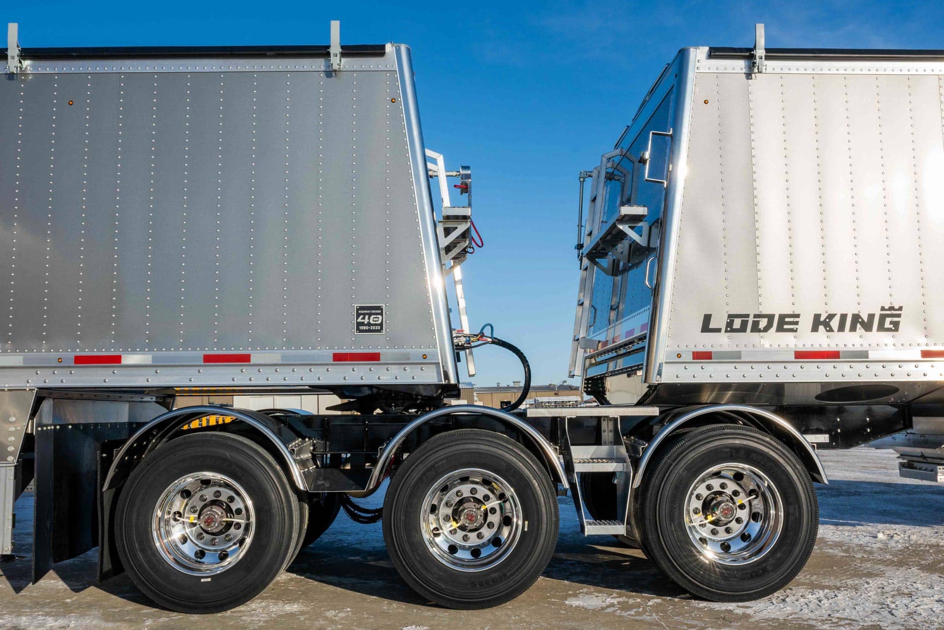 Lode King Distinction Aluminum Hopper