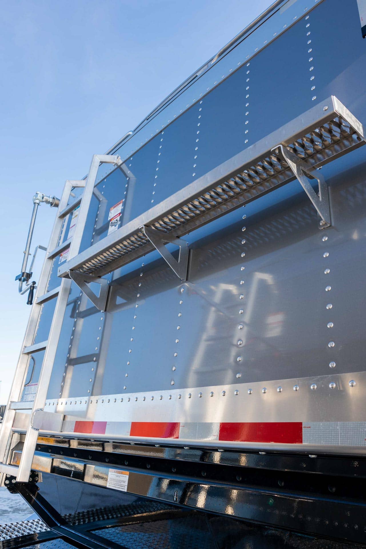Lode King Distinction Aluminum Hopper